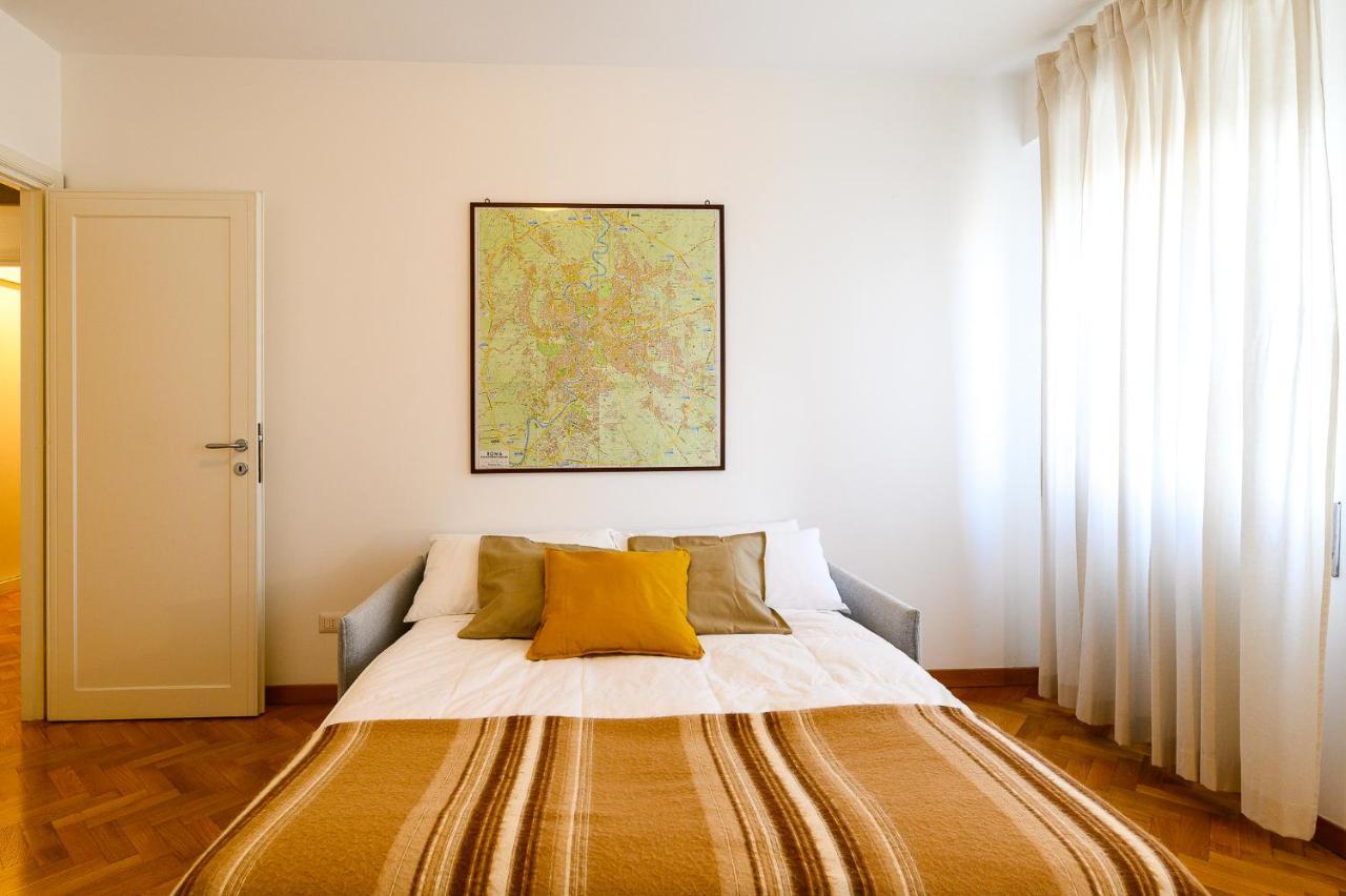 Peaceful Penthouse With Garage By Ndp Rent Apartment Roma Exterior foto